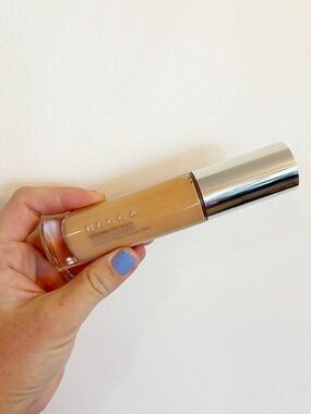 BECCA ULTIMATE COVERAGE 24HR FOUNDATION in TEAK